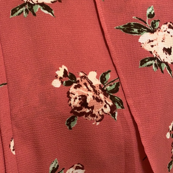 Flowy peekaboo pants - Picture 3 of 3